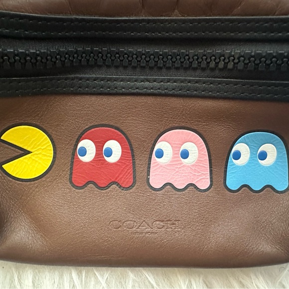 COACHxPAC-MAN LIMITED EDITION adjustable belt bag in good shape! - Picture 5 of 8